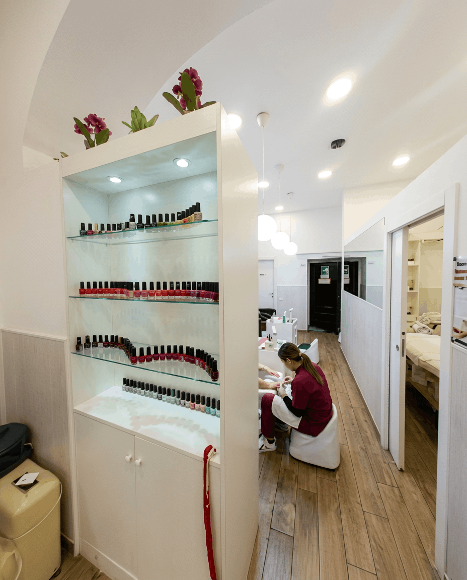 Interno Miki Nail Milano
